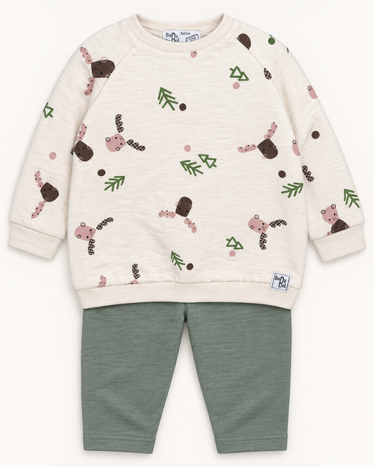 Conjunto Babybol de alces y árboles con pantalón verde · vista delantera